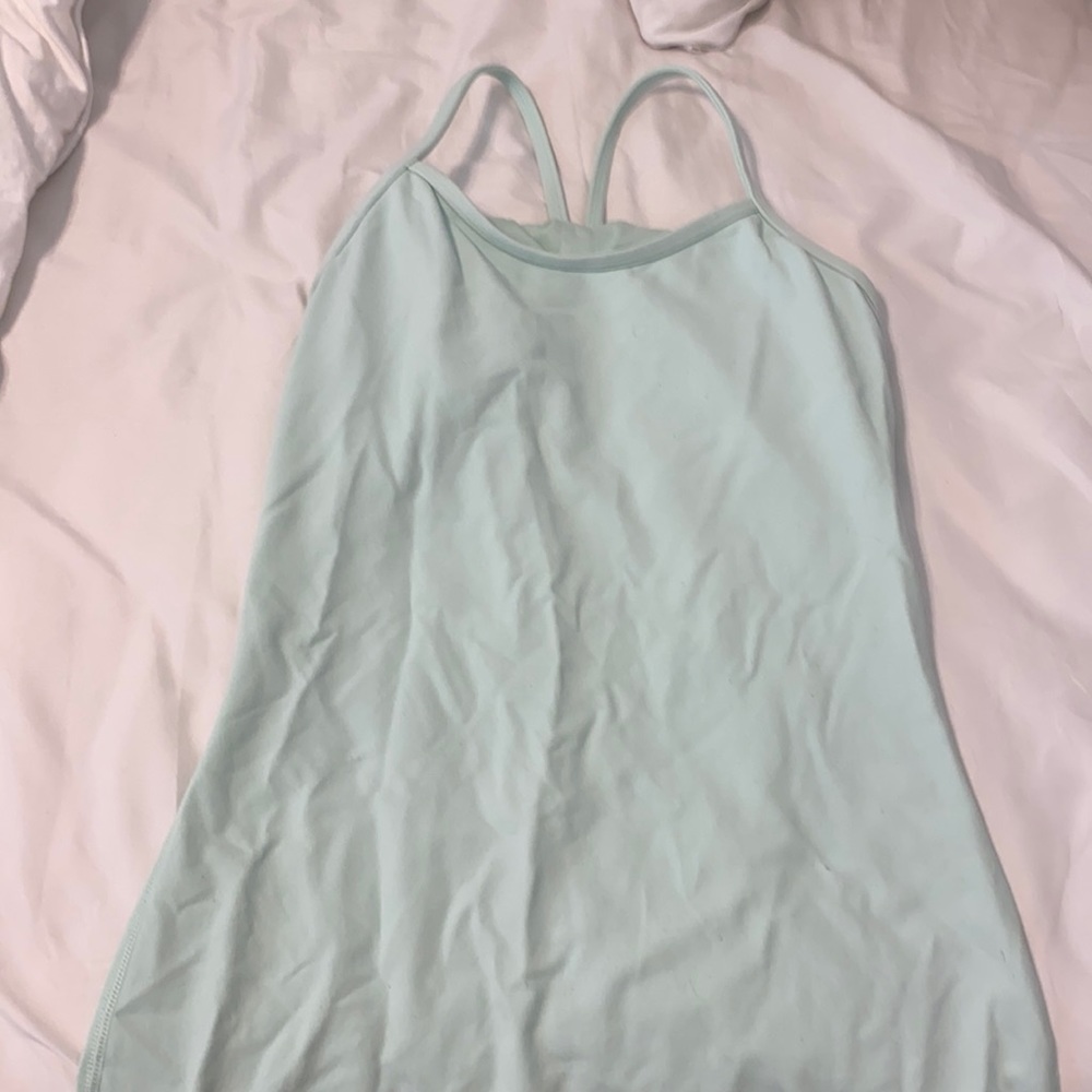 Lululemon top. Fitted